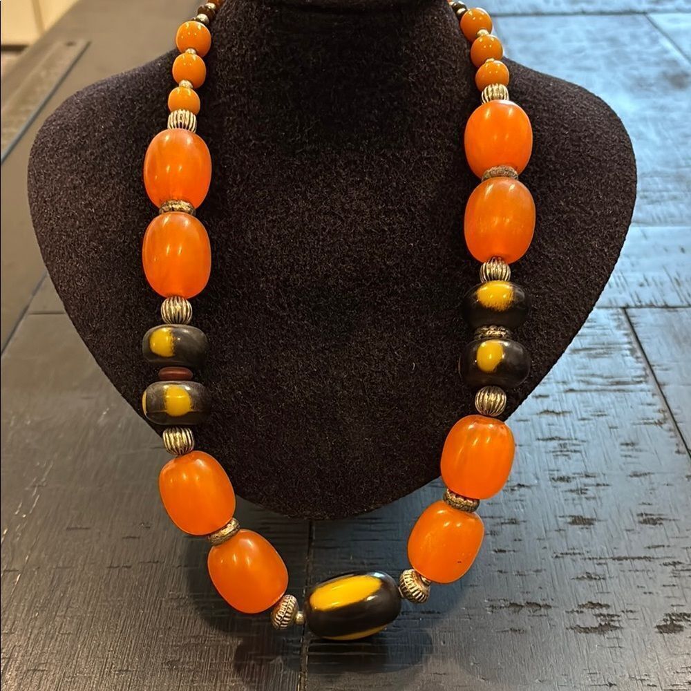 Vintage Retro Chunky Orange and Black Beaded Cosplay Necklace​​​